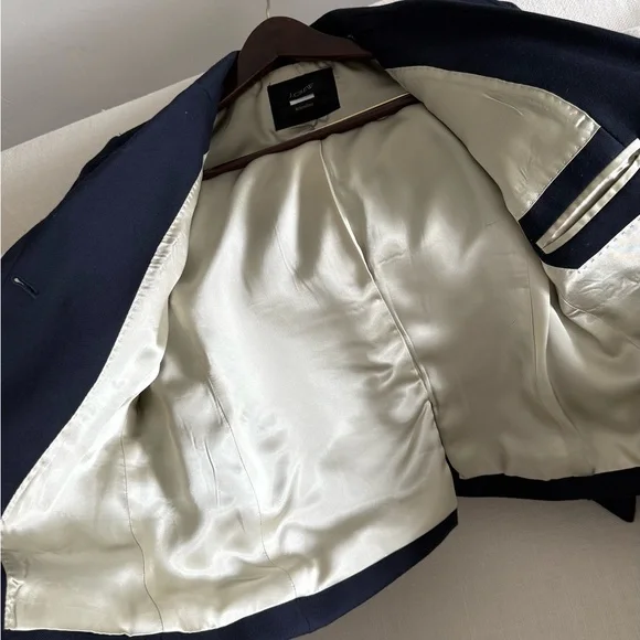 J Crew Schoolboy Blazer - Picture 4 of 7
